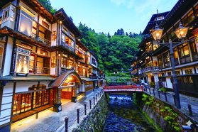 12年に1度『羽黒山午歳御縁年』参拝と大正浪漫残る秘湯[山形]『銀山温泉』　3泊4日の旅