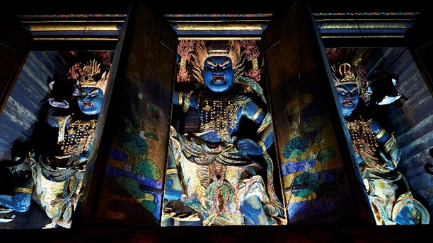 奥大和　十津川・洞川秘境めぐりと吉野山歴史ウォーク 御本尊蔵王大権現 春の特別御開帳！