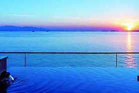 瀬戸内ブルーに抱かれる　『日本のエーゲ海とナポリ』海と空の絶景巡りと源泉掛け流し！絶景露天風呂の宿『赤穂温泉　銀波荘』